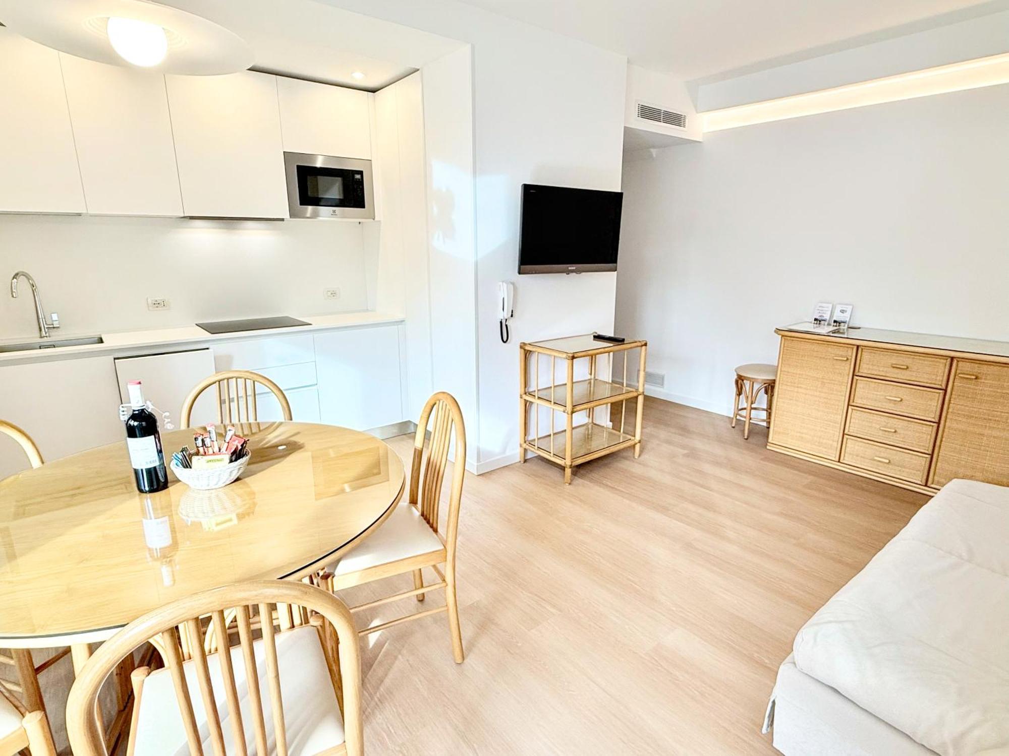 Villa Phoenix - Lake Apartments Riva del Garda Værelse billede